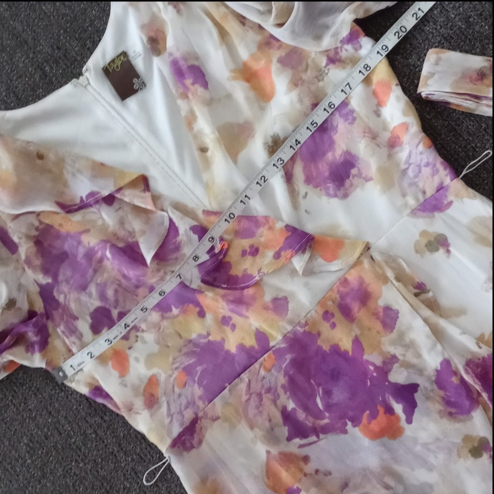 💜Taylor💜 - Purple/Peach/Cream Floral Chiffon Ruffle L/S V-Neck Midi Dress - Picture 14 of 16